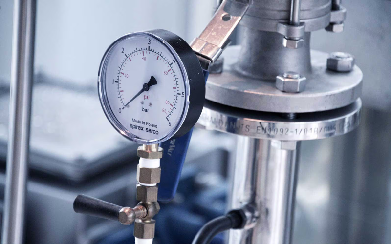 Pressure_Gauge_Installation_02